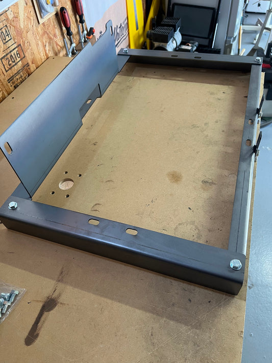 【キャンペーン】ハイエース200系室外機取り付けブラケット　単品