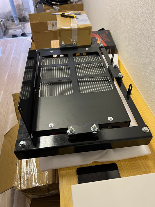 【キャンペーン】ハイエース200系室外機取り付けブラケット　単品